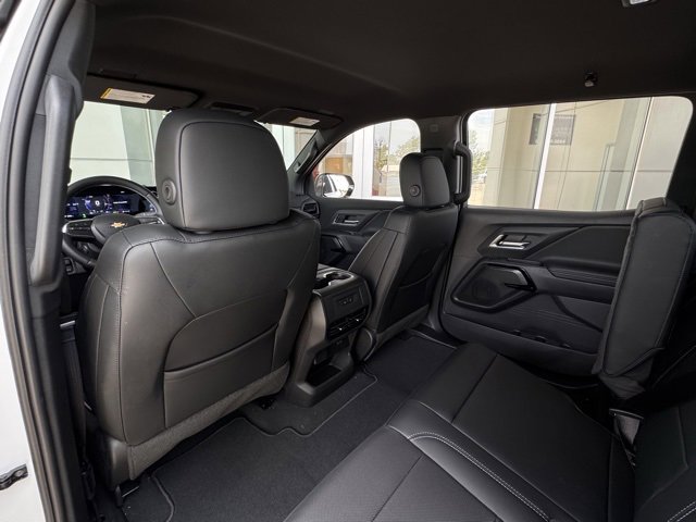 2025 Chevrolet Silverado EV LT photo 4