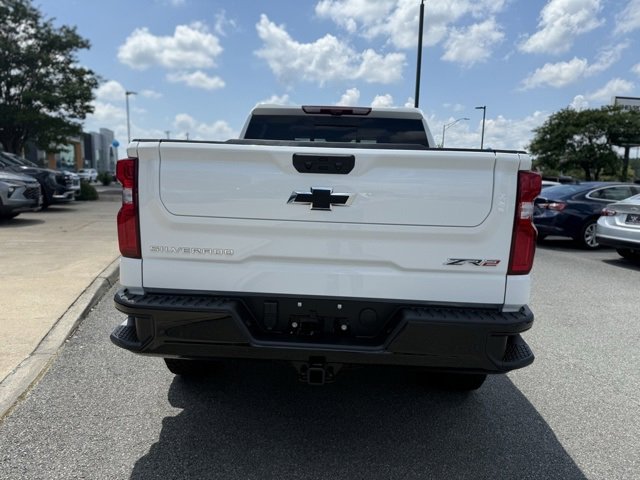 2025 Chevrolet Silverado ZR2 photo 4