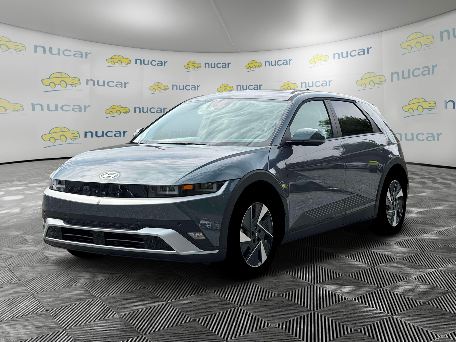 2026 Hyundai IONIQ 5 SE's photo