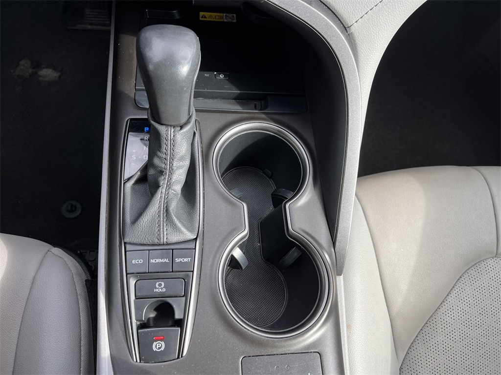 2023 Toyota Camry XSE photo 31