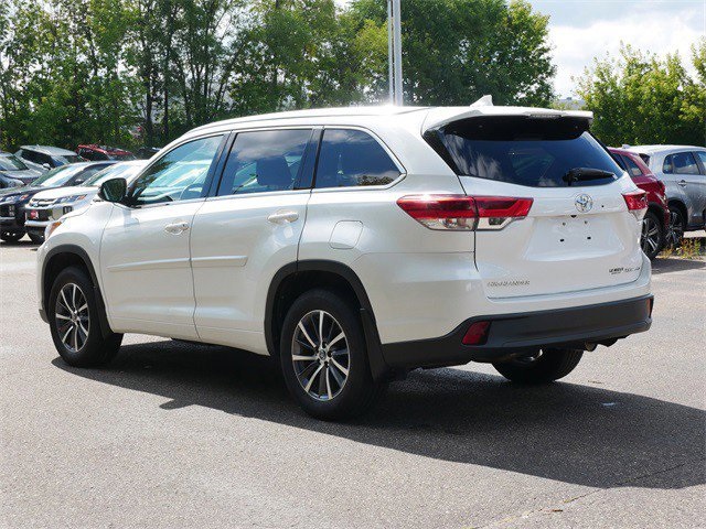 2017 Toyota Highlander XLE photo 4