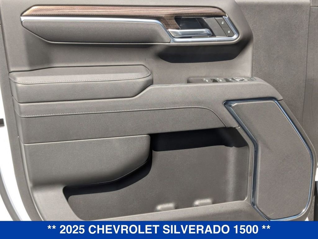 2025 Chevrolet Silverado 1500 LT photo 10