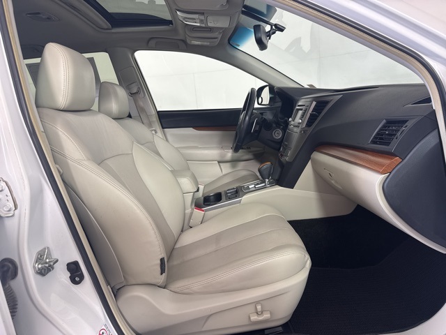 2014 Subaru Outback 2.5i photo 4