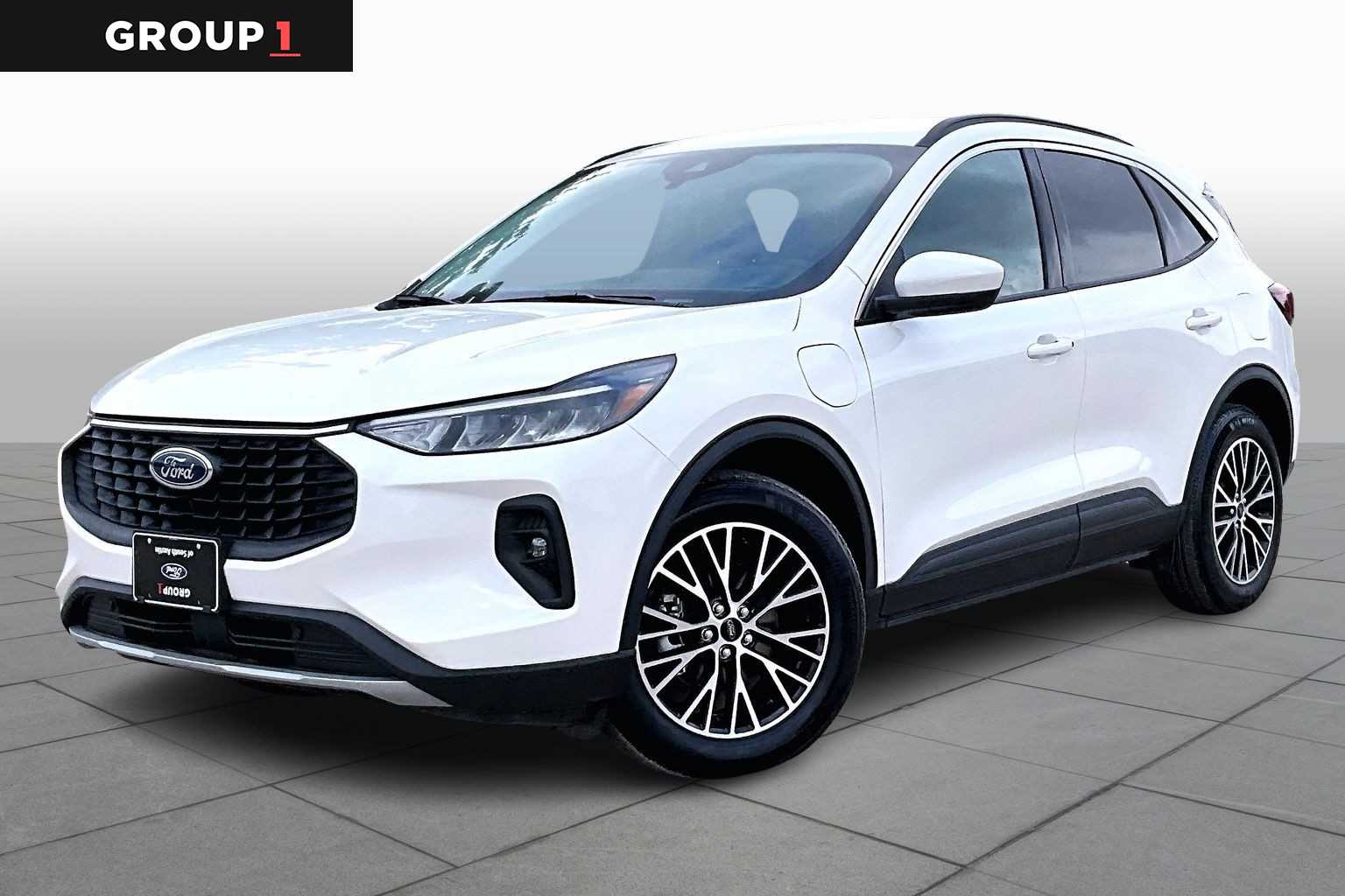 2023 Ford Escape PHEV's photo