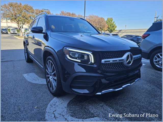 2022 Mercedes-Benz GLB's photo