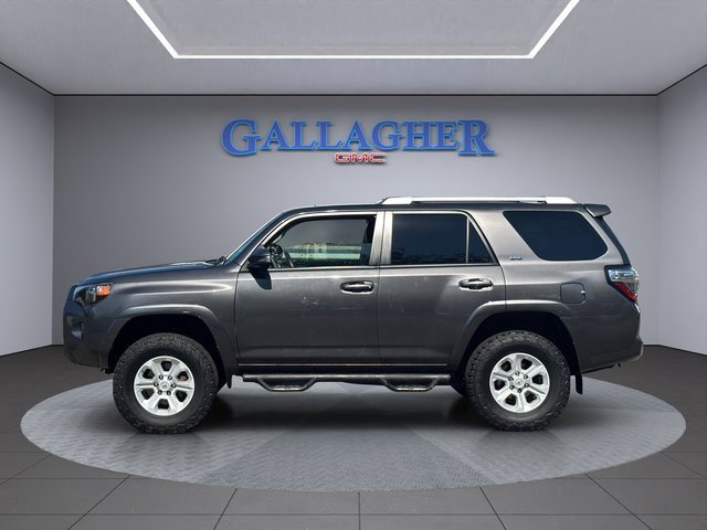 2016 Toyota 4Runner Limited photo 8