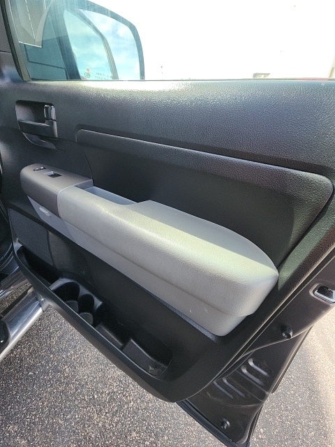 2013 Toyota Tundra Grade CrewMax photo 23