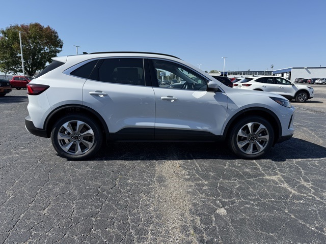 2025 Ford Escape Platinum photo 10