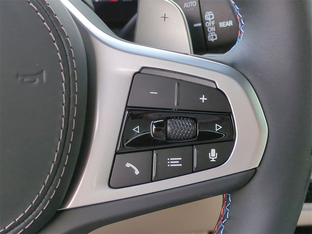 2026 Bmw X7 M60i photo 25