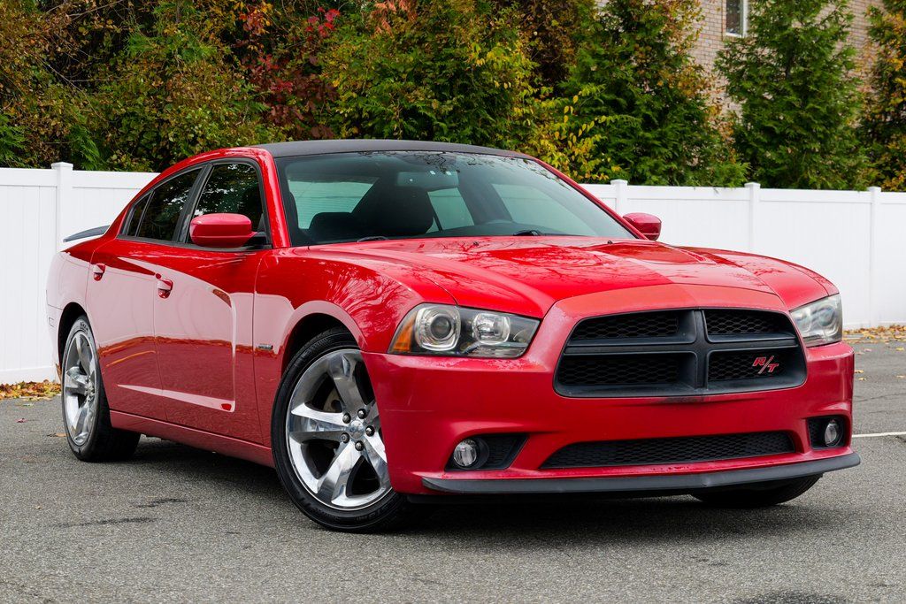 2013 Dodge Charger R/T's photo