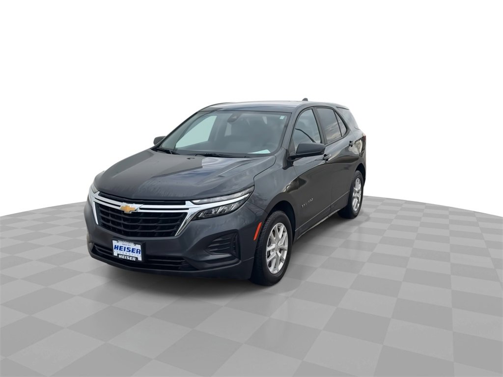 2022 Chevrolet Equinox LS photo 4