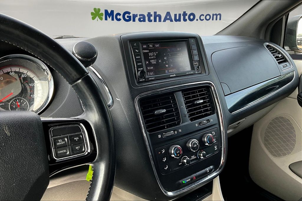 2019 Dodge Grand Caravan SXT photo 9