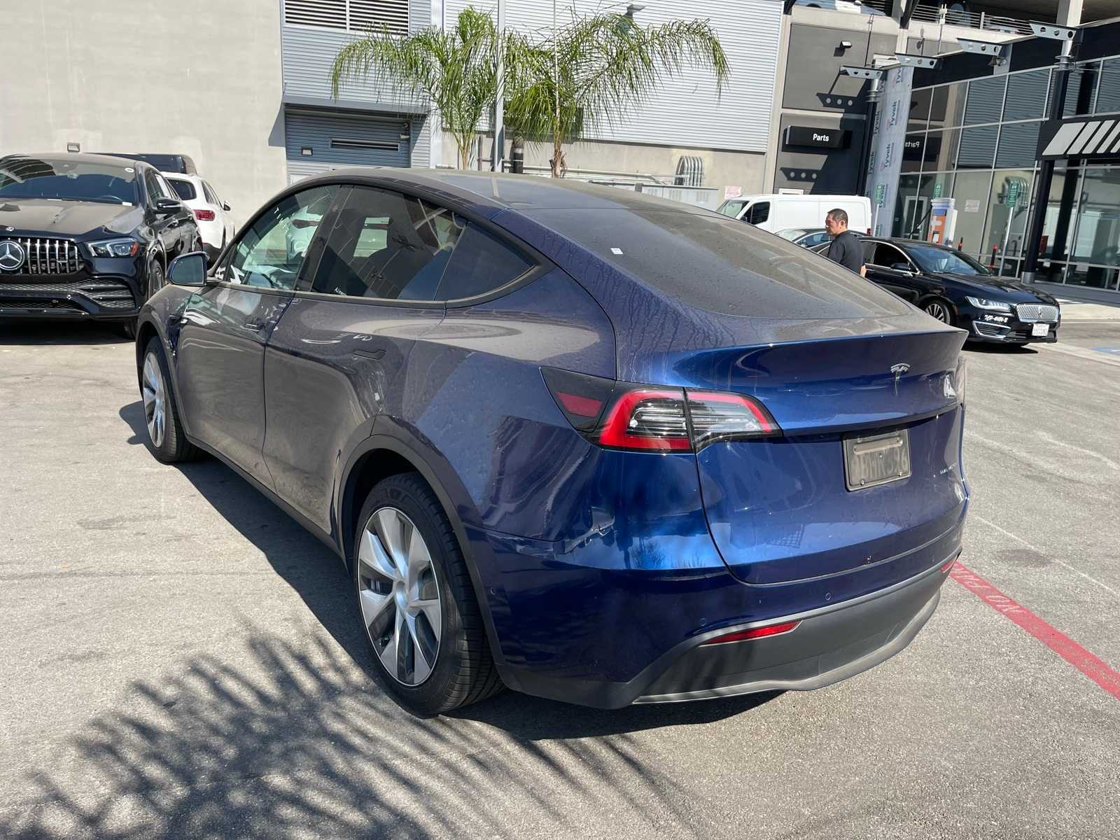 Used 2022 Tesla Model Y Long Range with VIN 7SAYGDEE6NF437667 for sale in Northfield, Minnesota