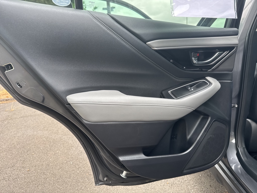2023 Subaru Outback Limited photo 17