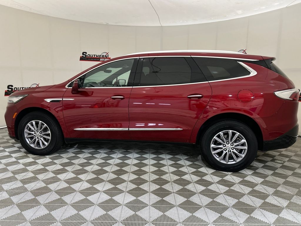 2024 Buick Enclave Premium photo 2