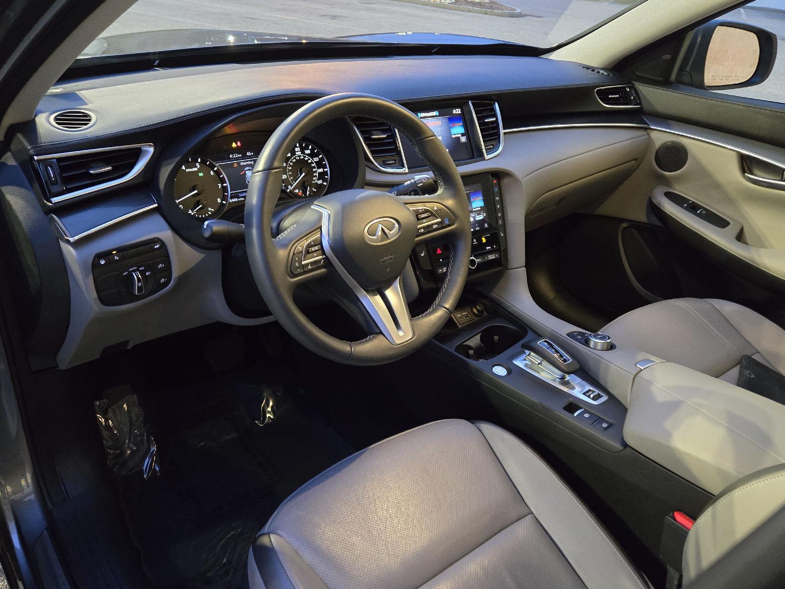 2025 Infiniti QX50 Luxe photo 4