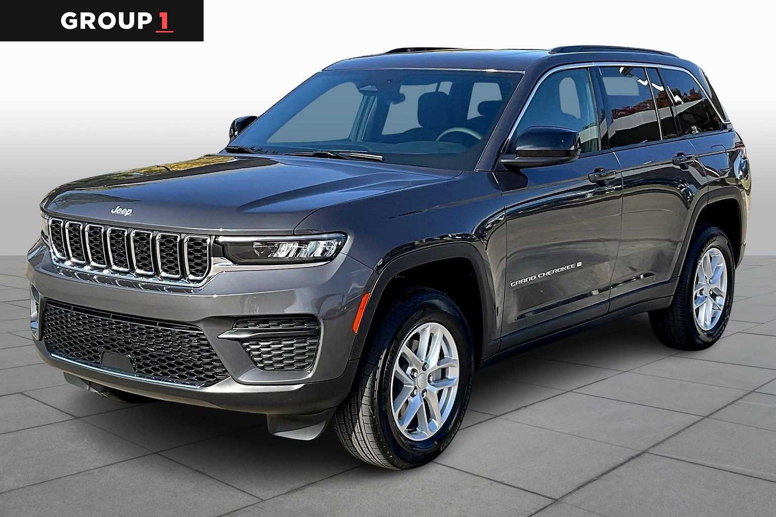 2025 Jeep Grand Cherokee Laredo's photo