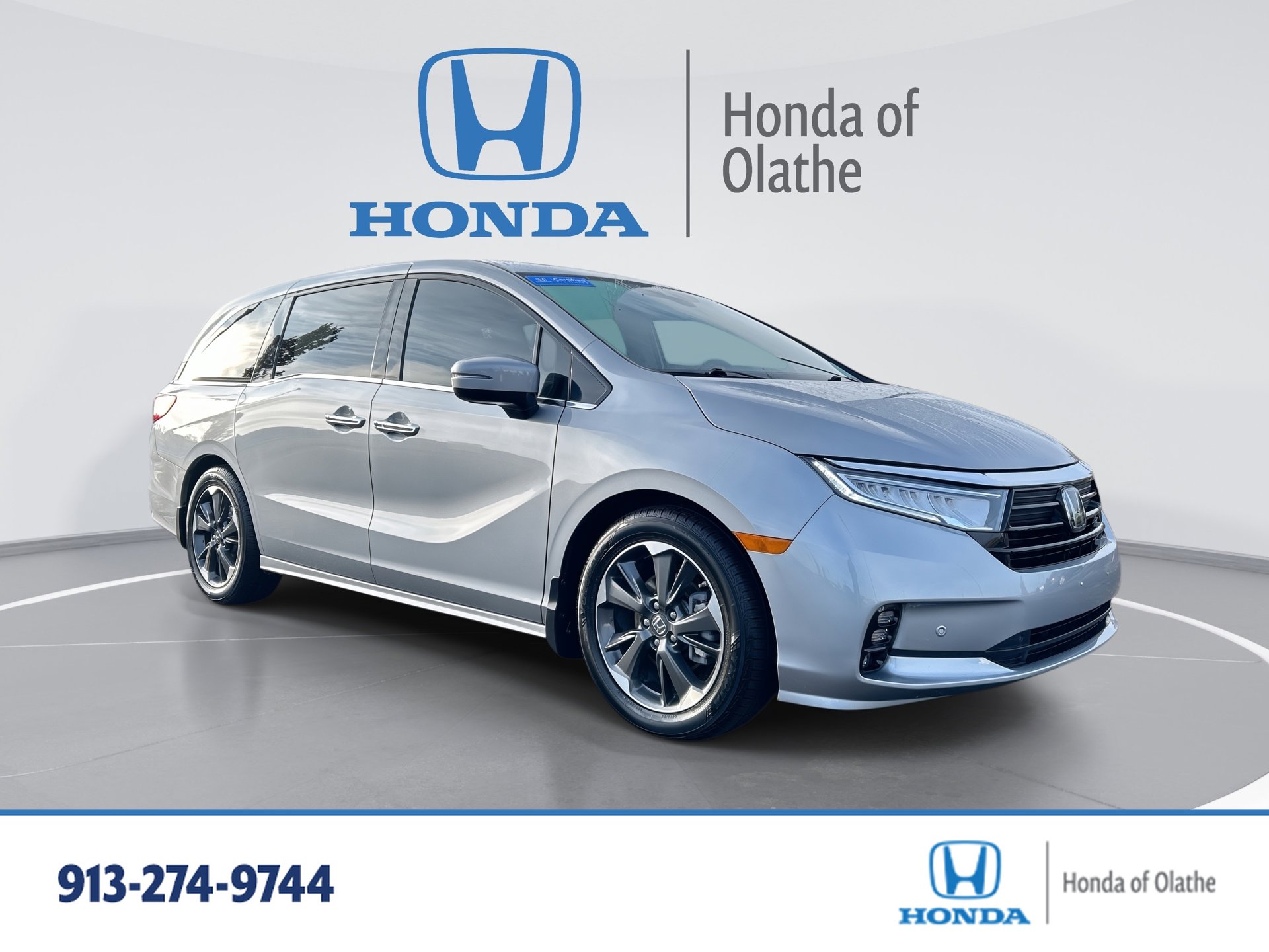 2022 Honda Odyssey Elite's photo