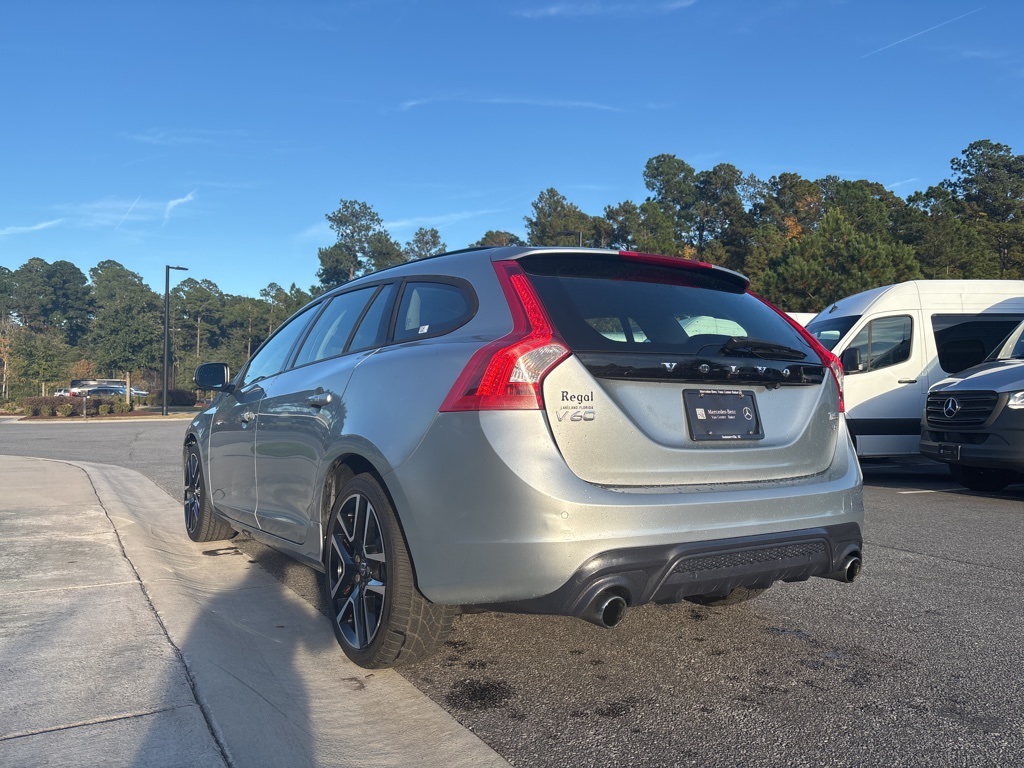 2018 Volvo V60 T5 AWD photo 3