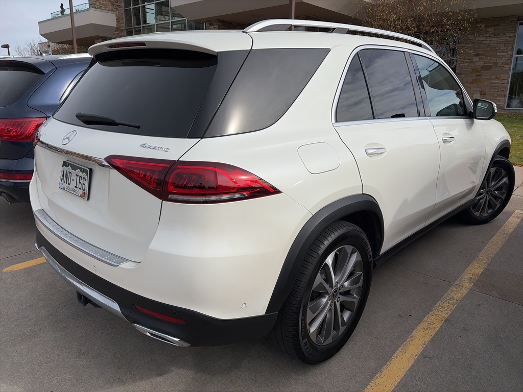 2021 Mercedes Benz GLE 350 4MATIC photo 4