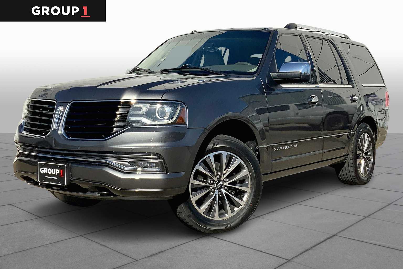 2015 Lincoln Navigator Base
