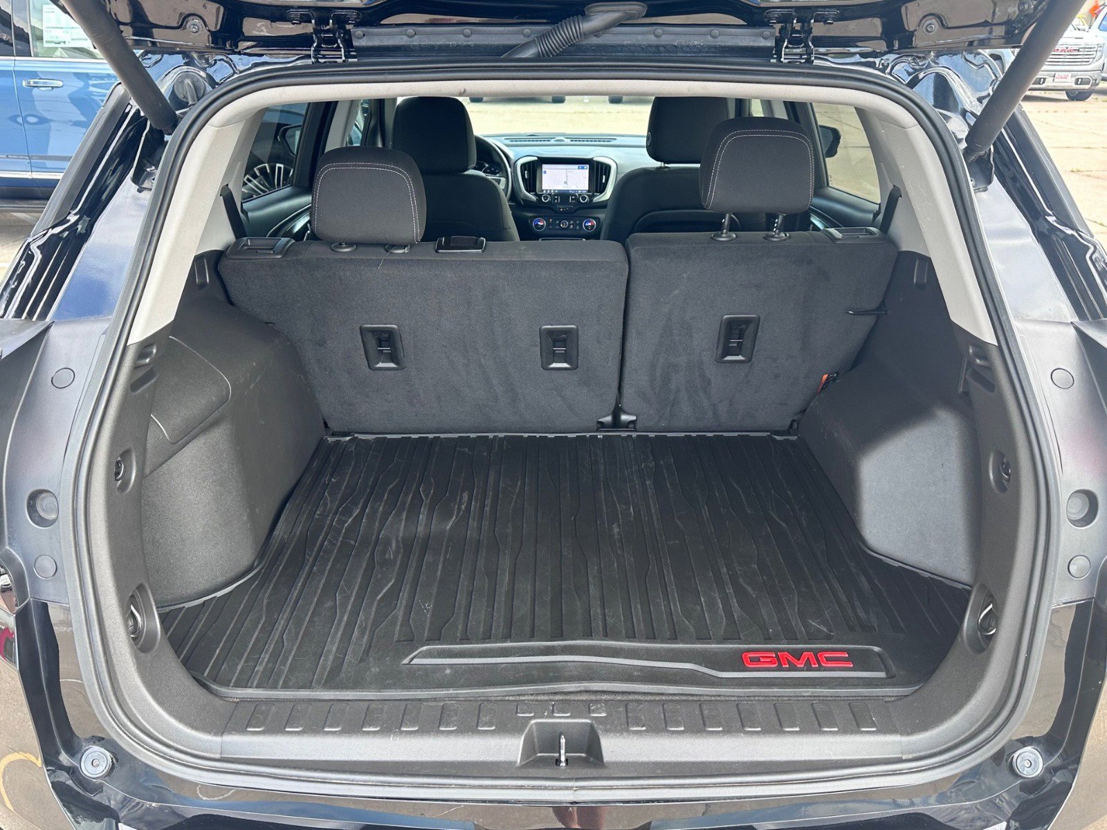 2023 Gmc Terrain SLE photo 19
