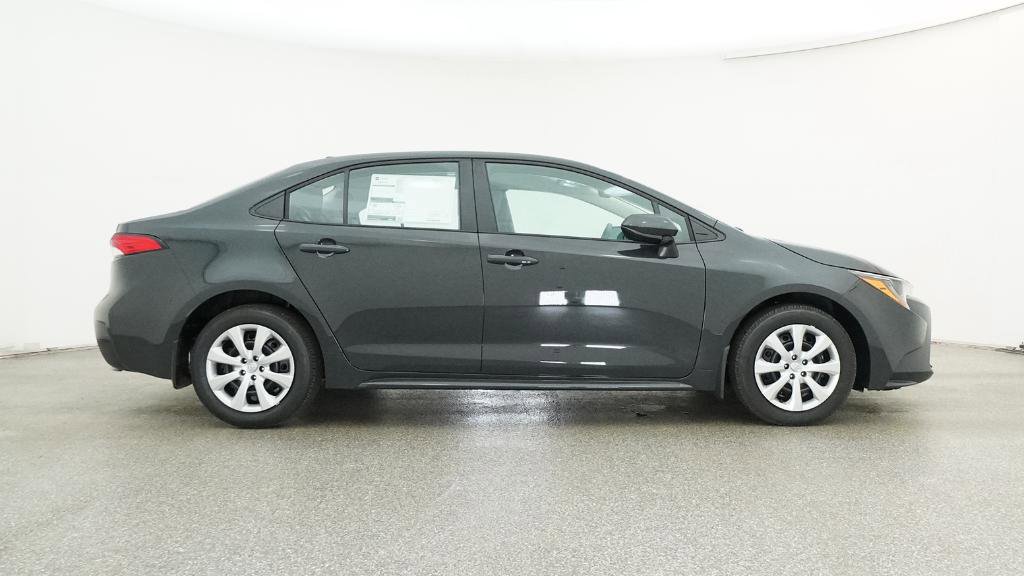 2026 Toyota Corolla LE photo 26
