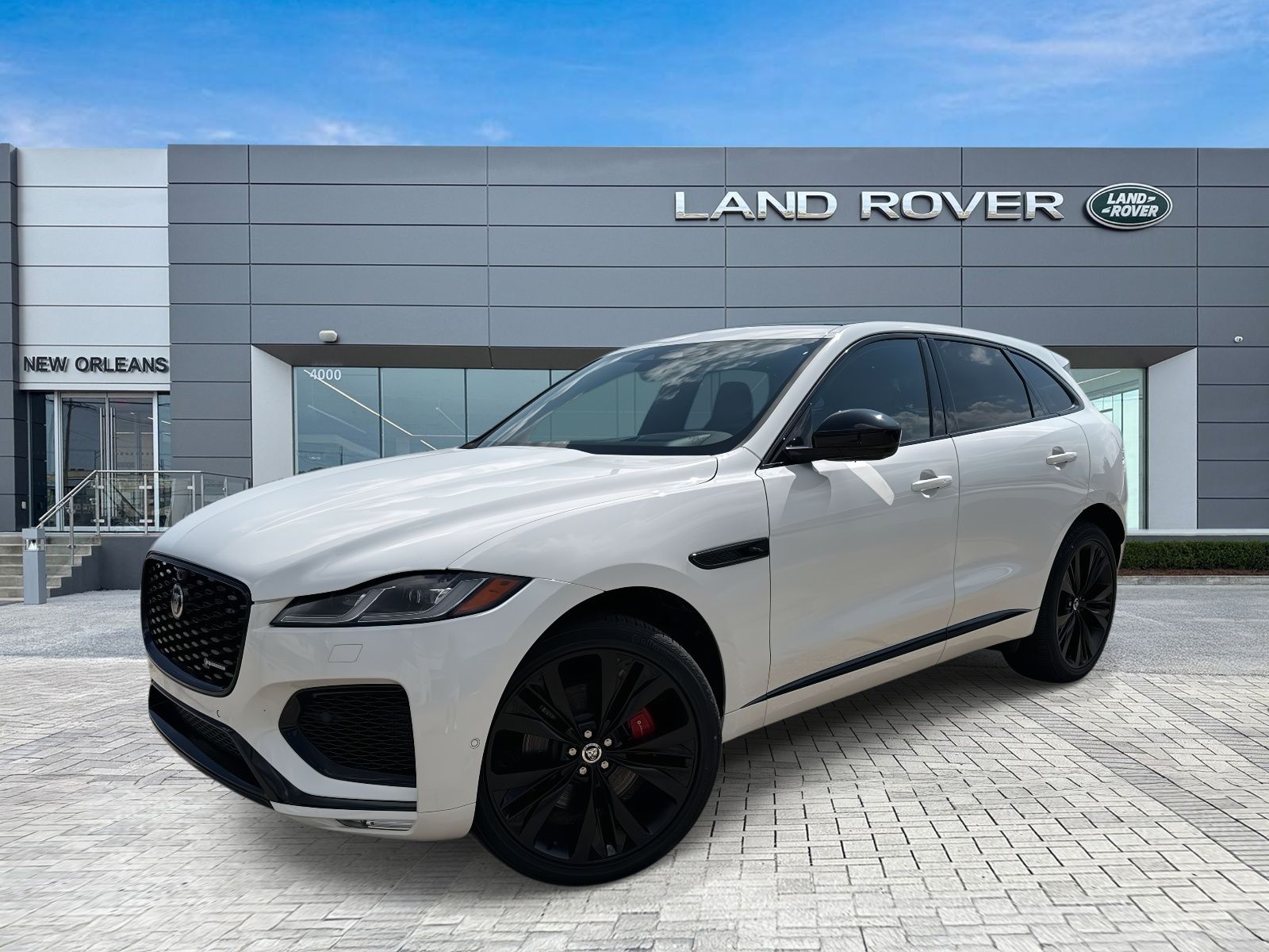 2025 Jaguar F-PACE R-Dynamic S's photo