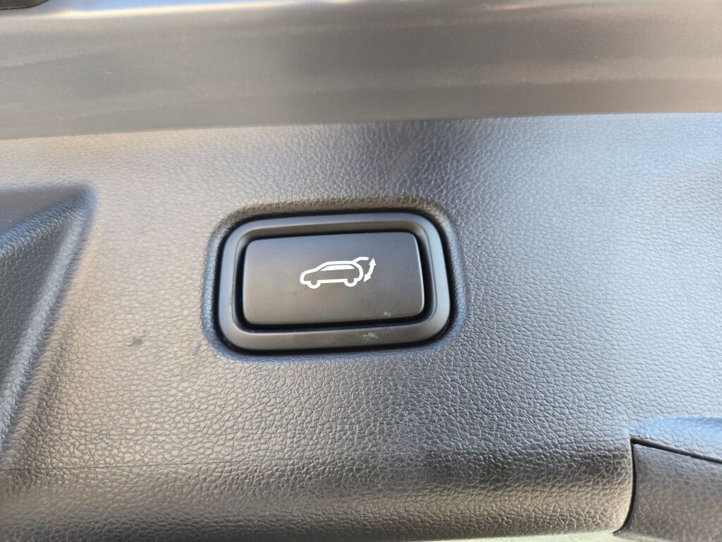 2025 Hyundai Tucson SEL Convenience photo 15