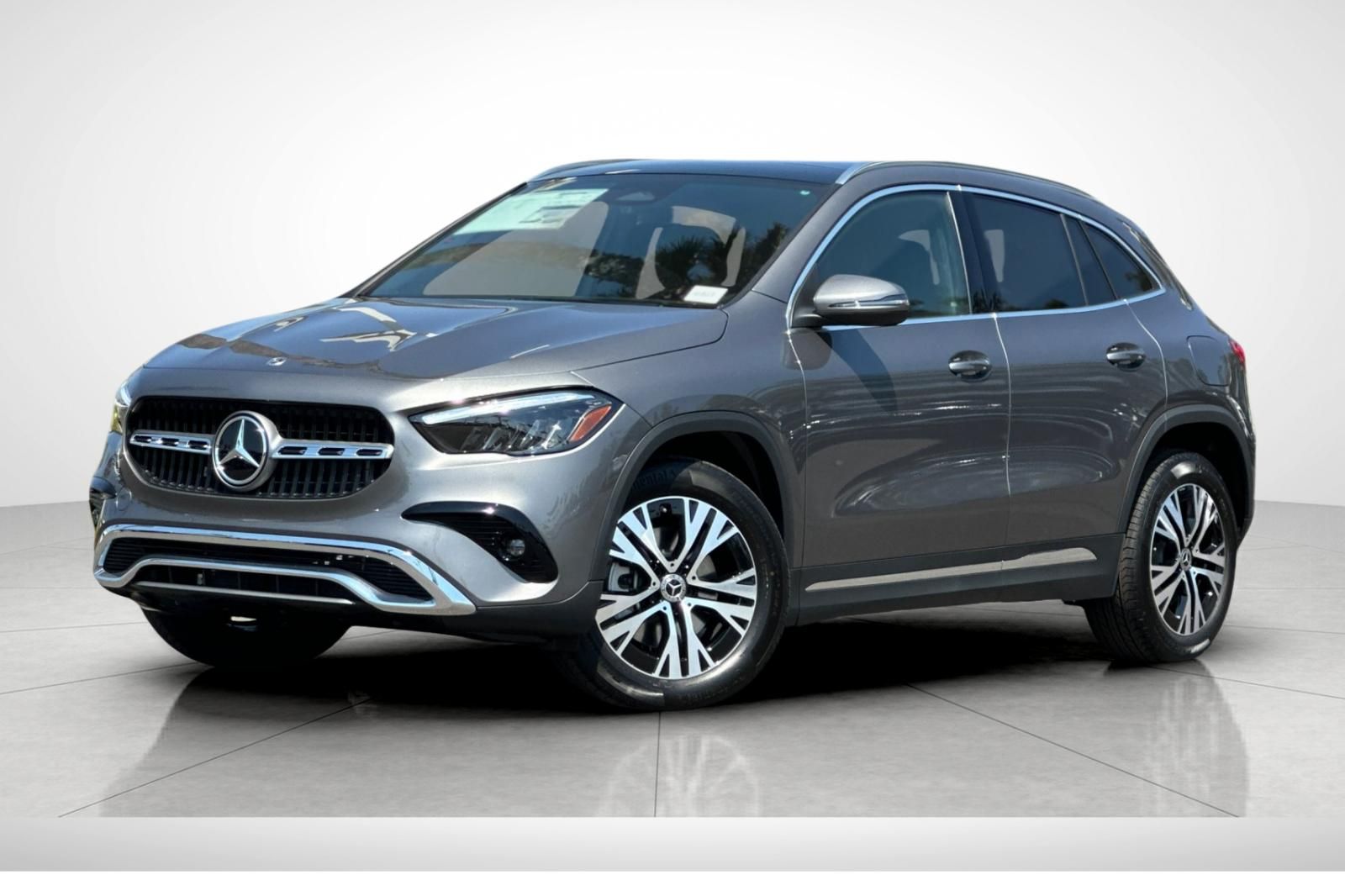 2026 Mercedes Benz GLA 250 photo 2