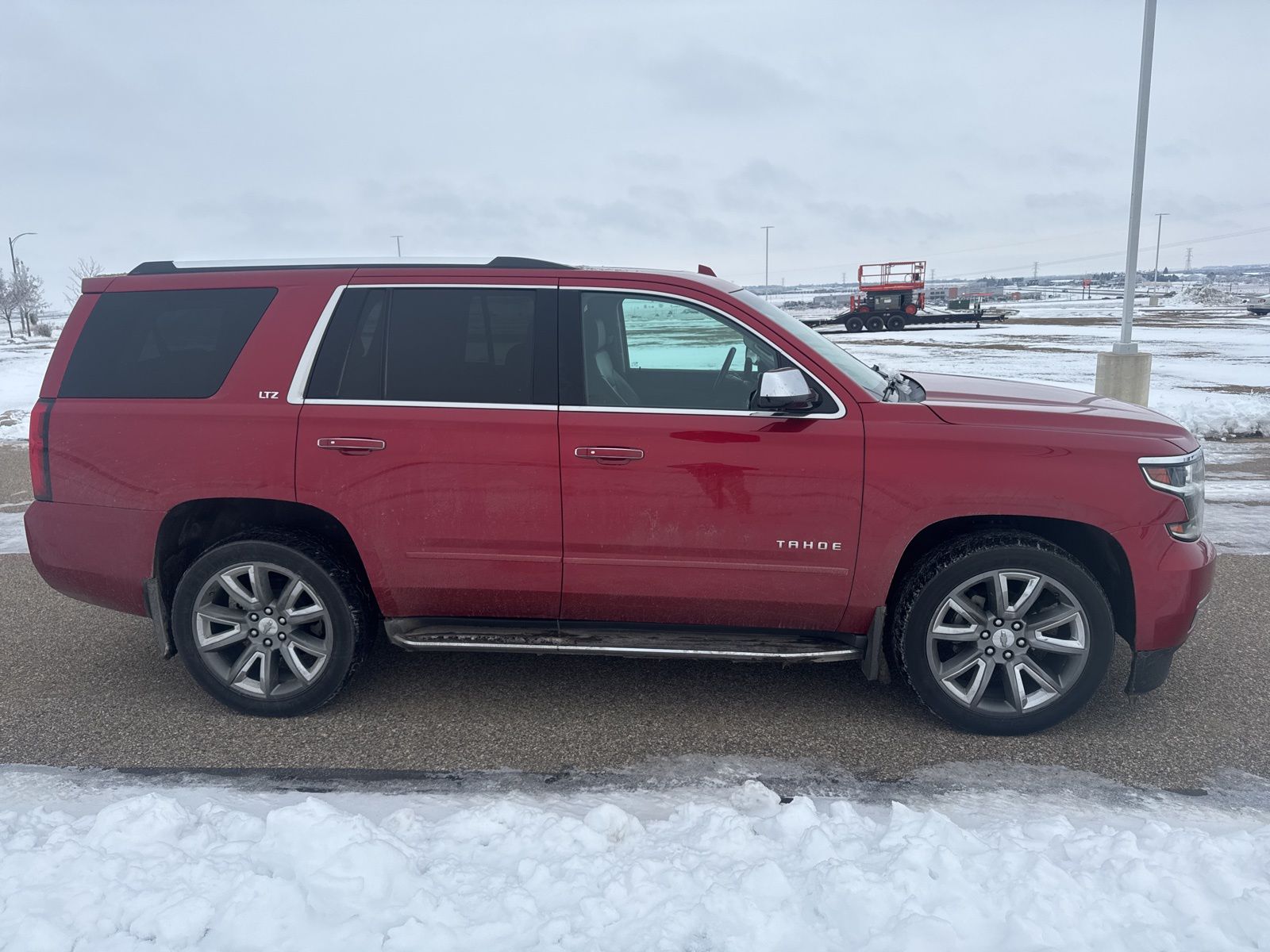 2015 Chevrolet Tahoe LTZ photo 2