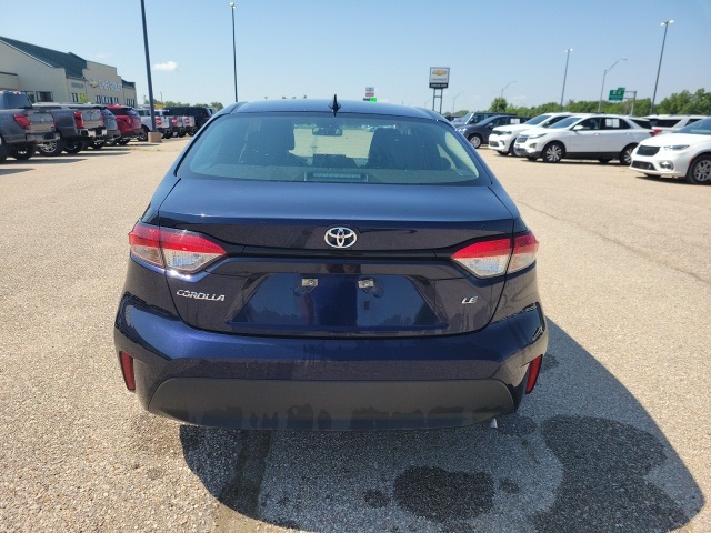 2024 Toyota Corolla LE photo 17