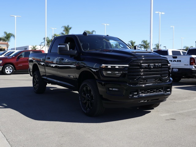 New 2026 Diamond Black Crystal Pearl-Coat Exterior Paint RAM Laramie Night Edition image 1