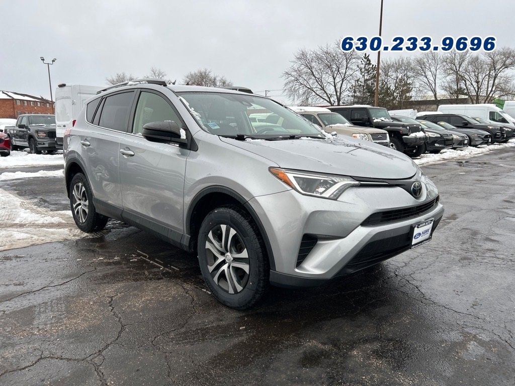 2018 TOYOTA RAV4 - Image 1