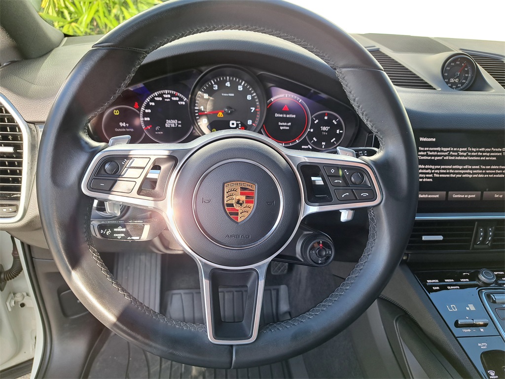 2023 Porsche Cayenne Coupe Base photo 17