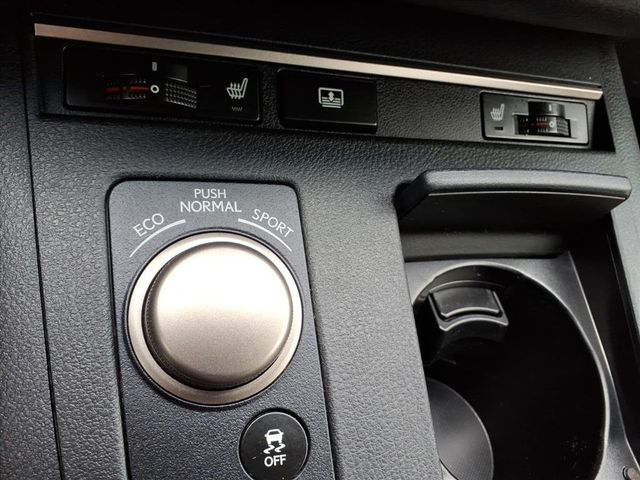 2013 Lexus ES 350 photo 28