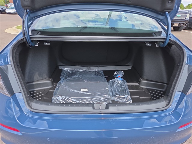 2026 Honda Civic Hybrid Sport Touring photo 4