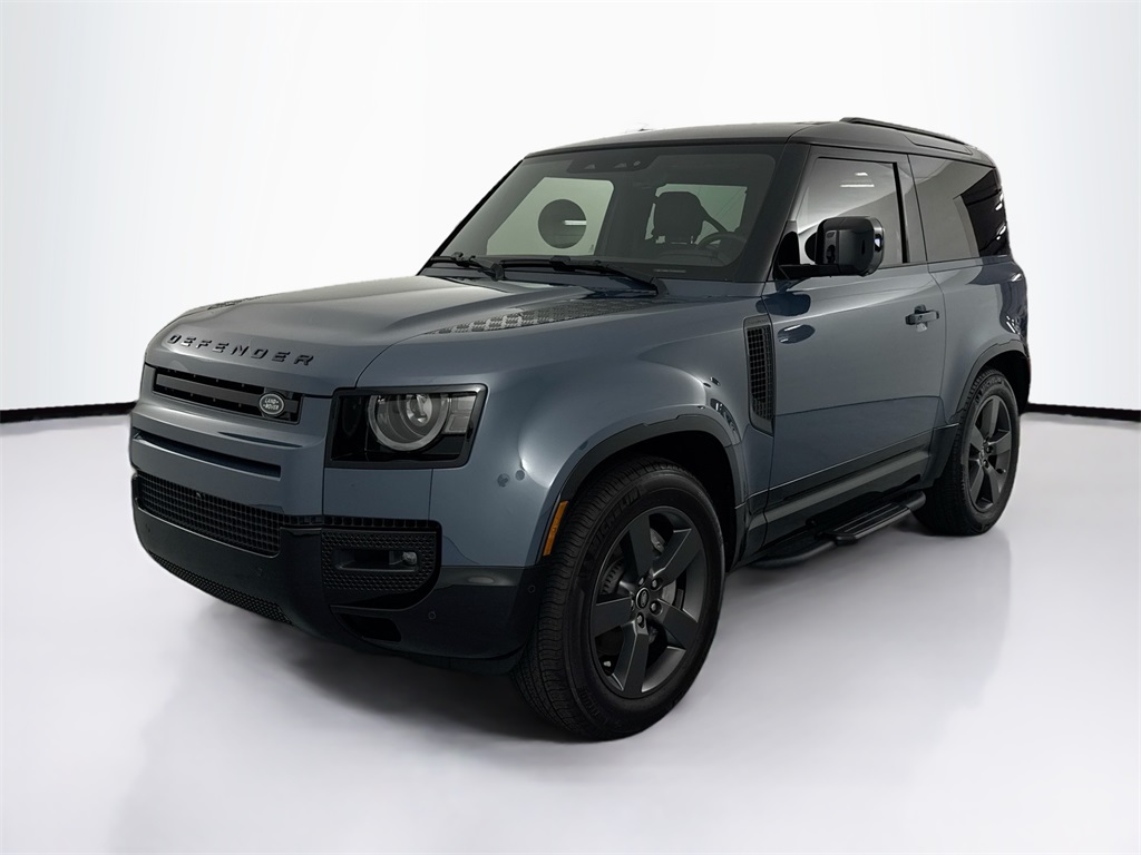 2024 Land Rover Defender X-Dynamic SE's photo