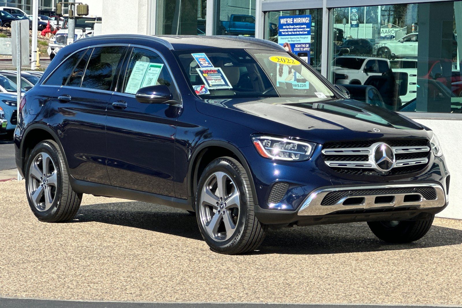 2022 Mercedes Benz GLC 300 photo 2