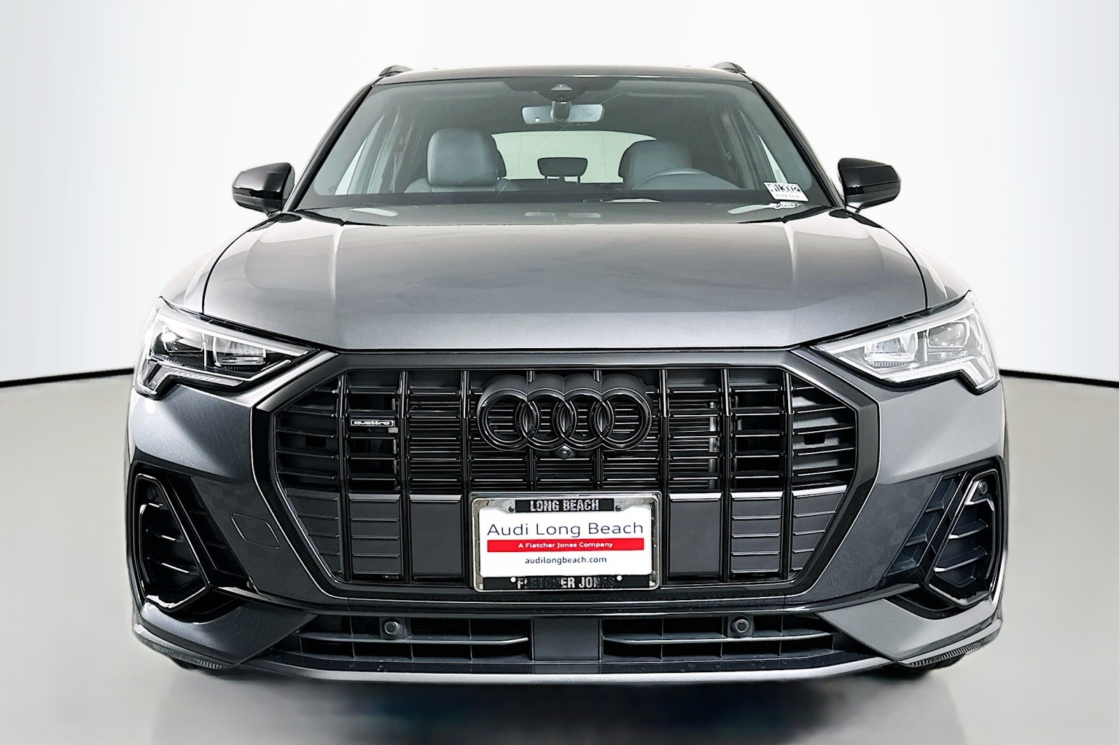 2025 Audi Q3 S line Premium Plus photo 2