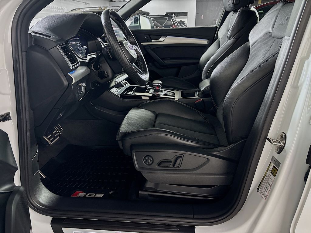 2021 Audi SQ5 Prestige photo 7