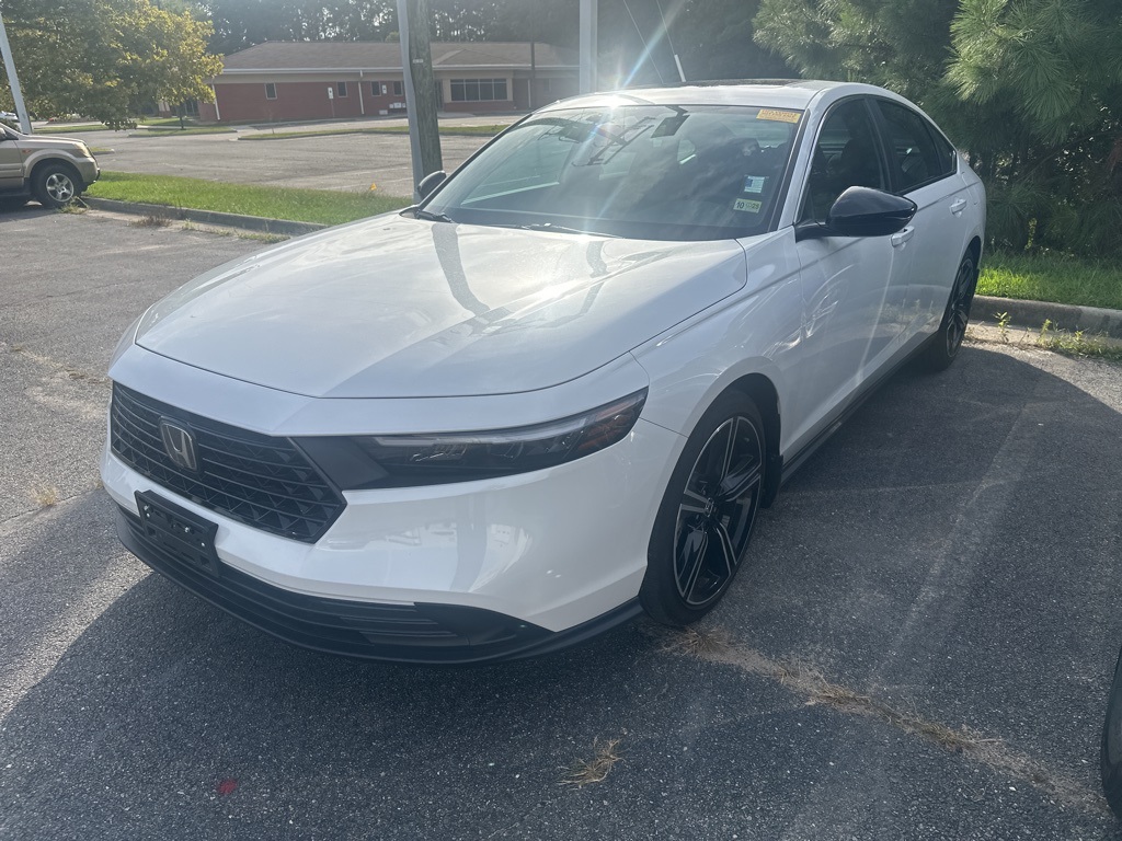 2025 Honda Accord Hybrid Sport photo 2