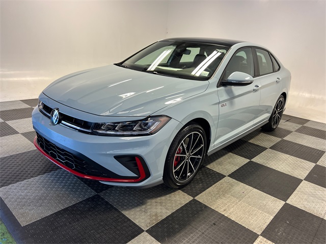 2025 Volkswagen Jetta GLI 2.0T Autobahn photo 3