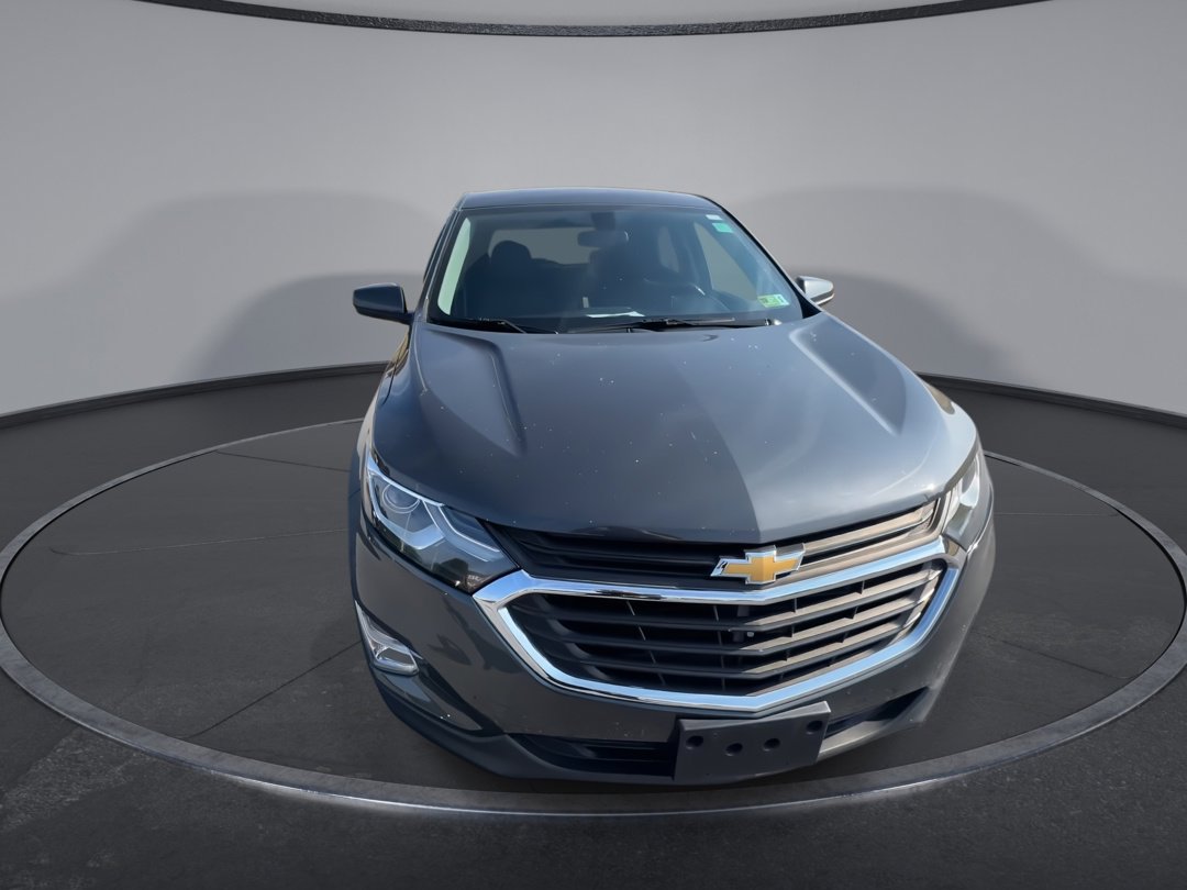 2018 Chevrolet Equinox LT photo 3