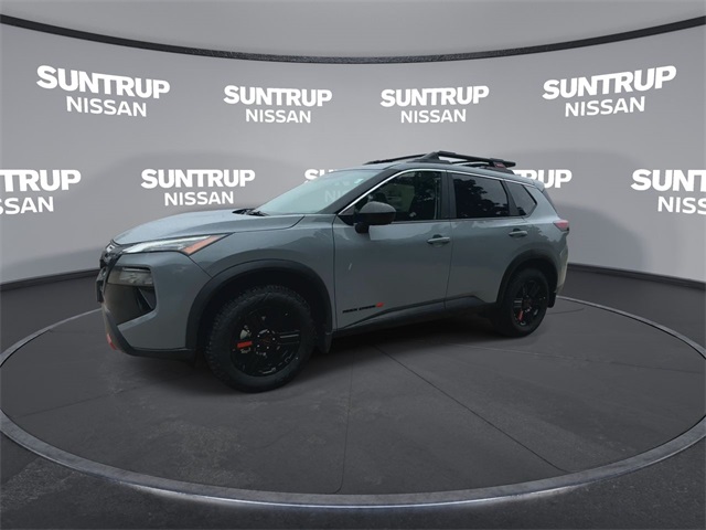 2025 Nissan Rogue SV photo 3