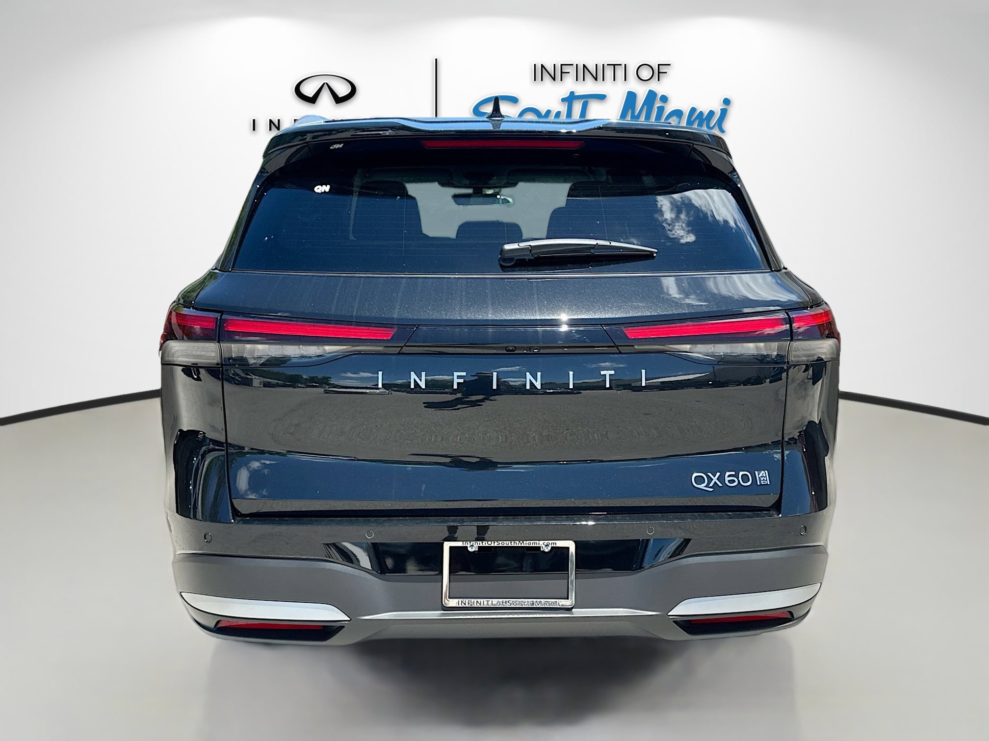 2026 Infiniti QX60 Luxe photo 5