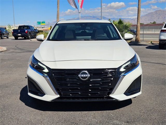 2024 Nissan Altima 2.5 SV photo 4