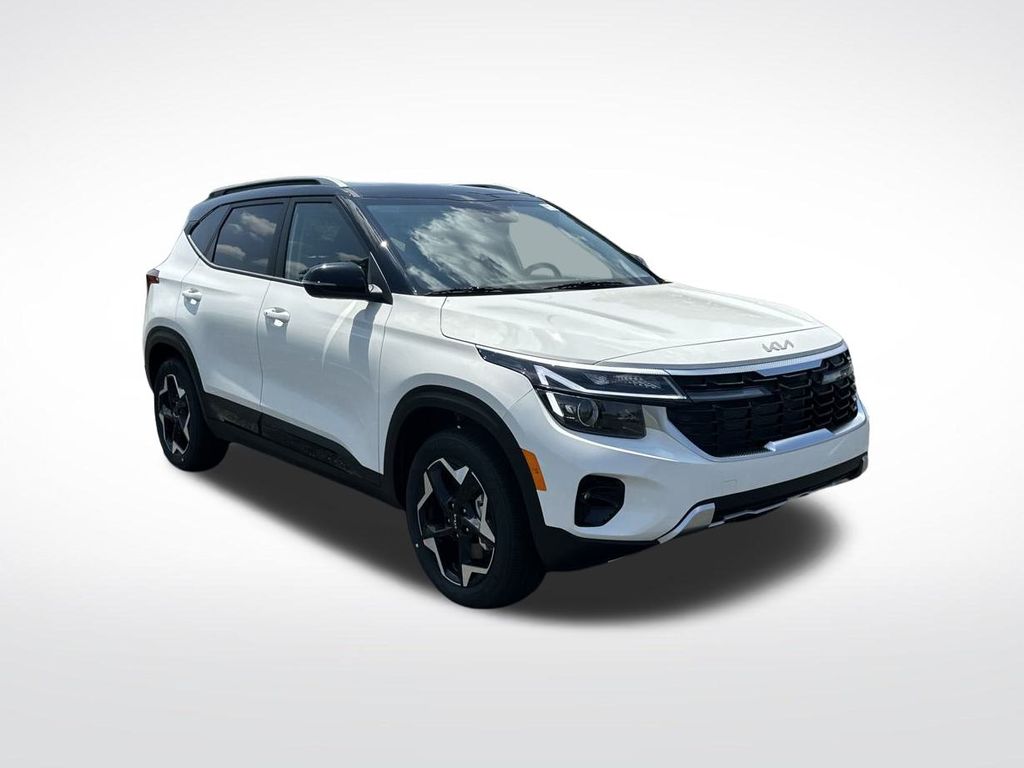 2026 Kia Seltos S photo 4