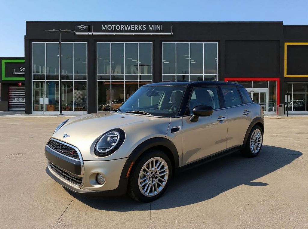 2025 MINI Hardtop 4 Door S's photo