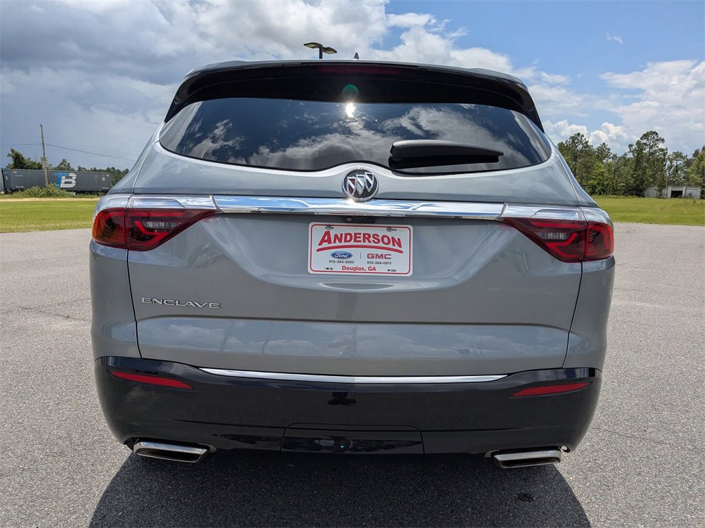 2024 Buick Enclave Premium photo 3